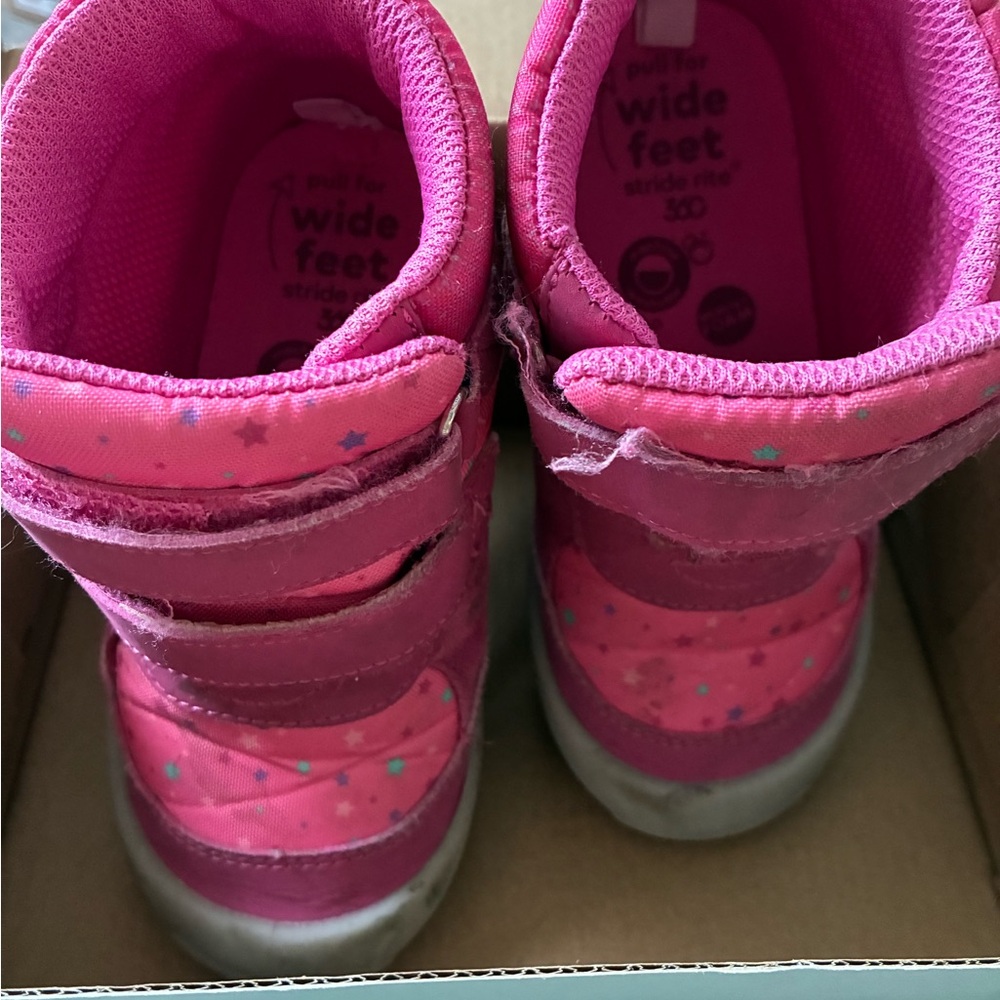 Stride Rite Pink Star Pattern Kids Boots - Picture 2 of 5